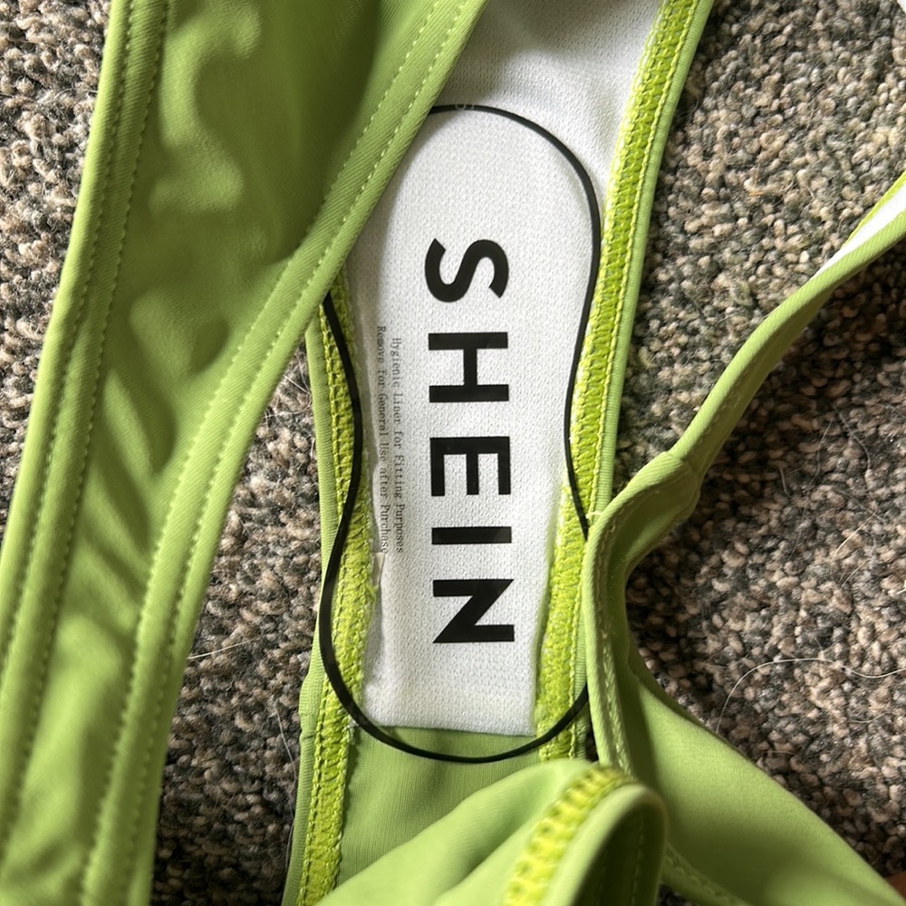 Shein bikini - Picture 3 of 3